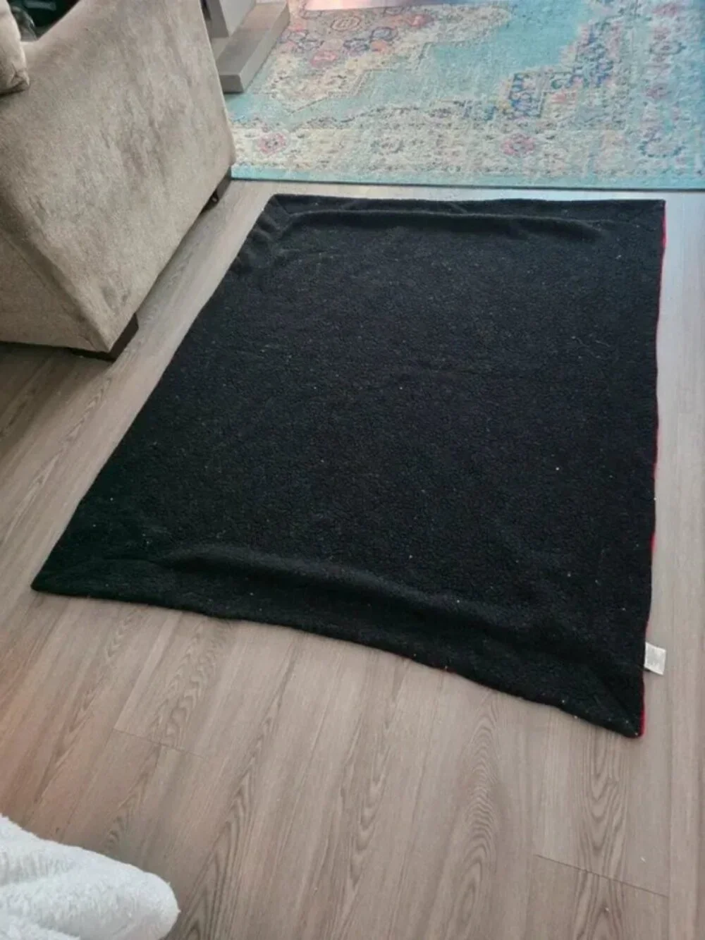 Throw blanket